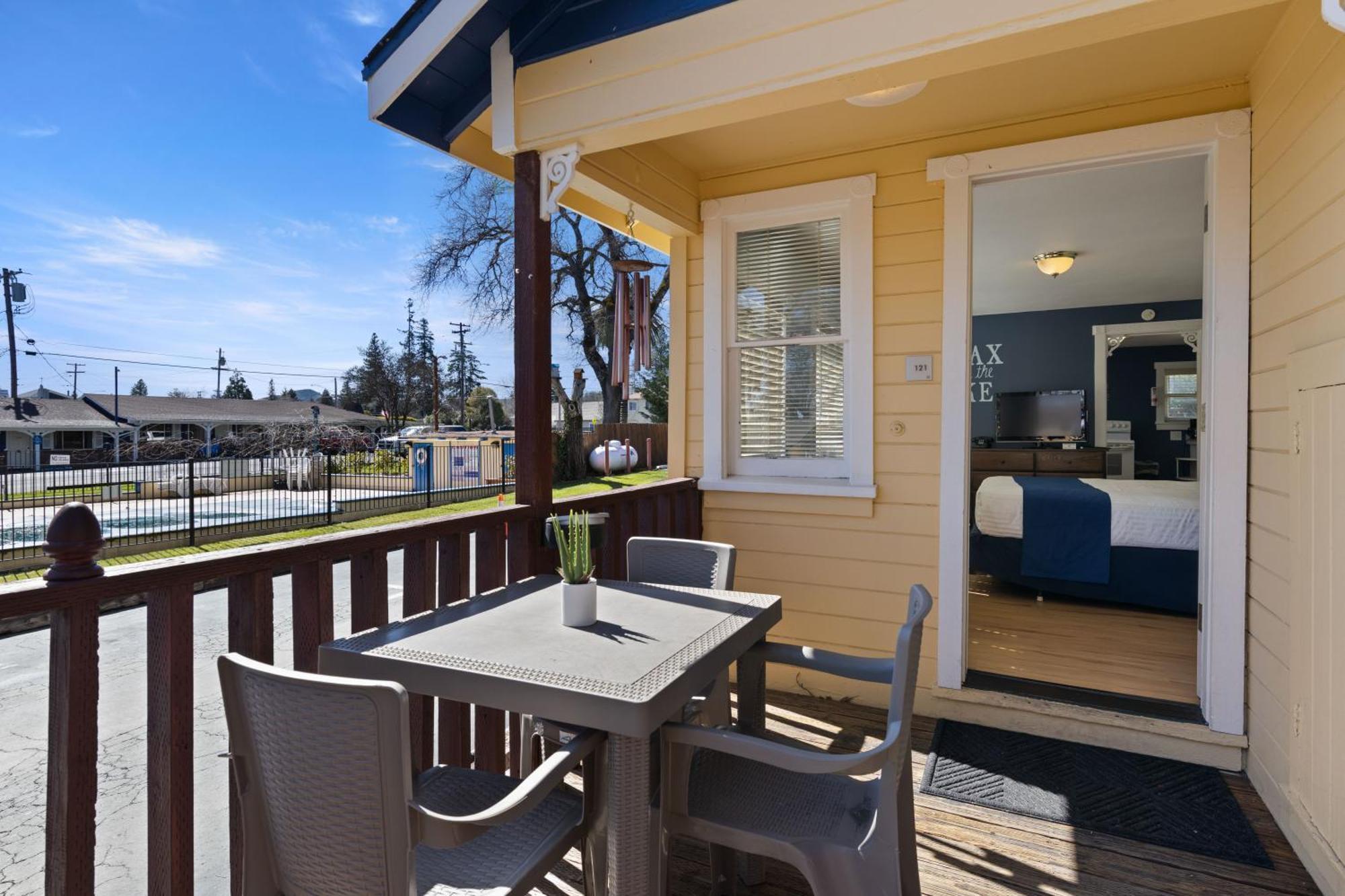 Skylark Shores Resort Lakeport Kültér fotó